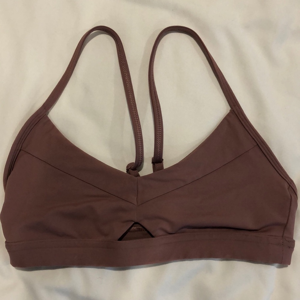 Lululemon sports bra